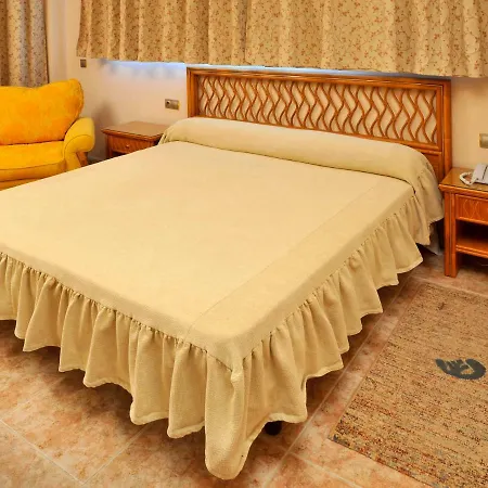 Kaktus Kaktus Albir Szálloda 4*